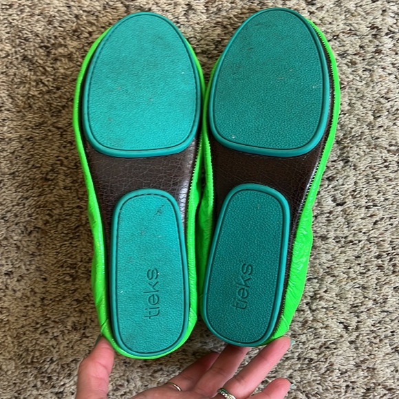 Galactic Green Tieks - Picture 5 of 5